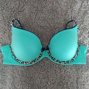 32C VS Body by Victoria Lined Demi